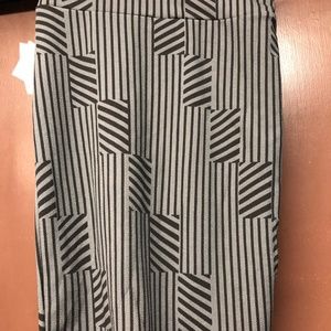 Lula roe Cassie skirt  sz M